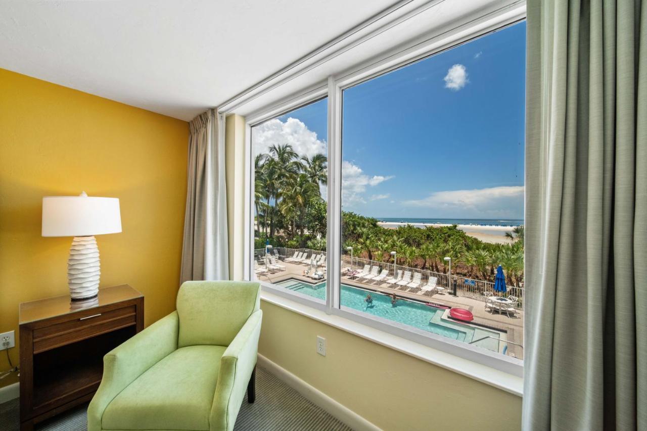 Gullwing Beach Front Resort Fort Myers Beach Exterior foto