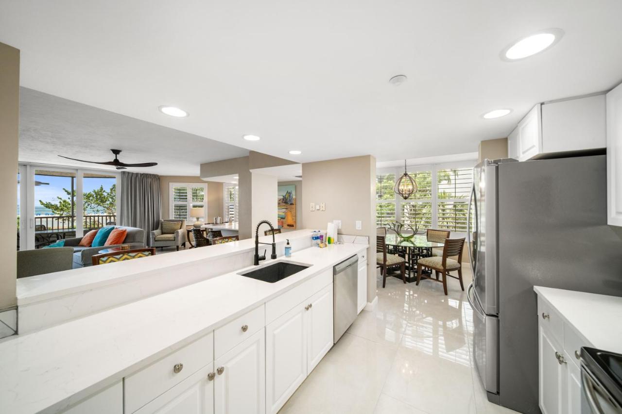 Gullwing Beach Front Resort Fort Myers Beach Exterior foto